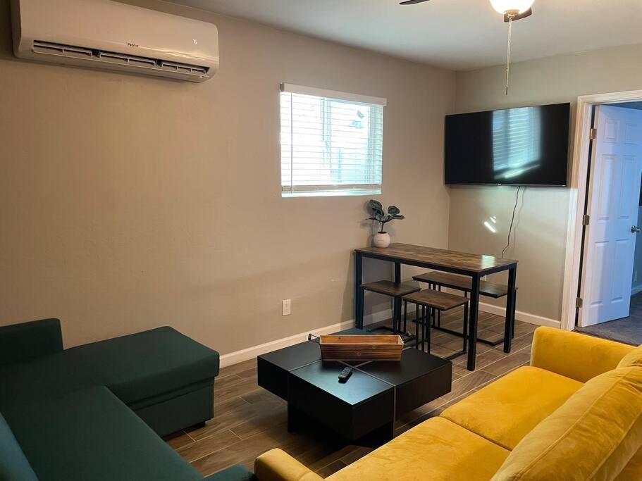 New Stylish Midtown With One Bedroom فينيكس المظهر الخارجي الصورة